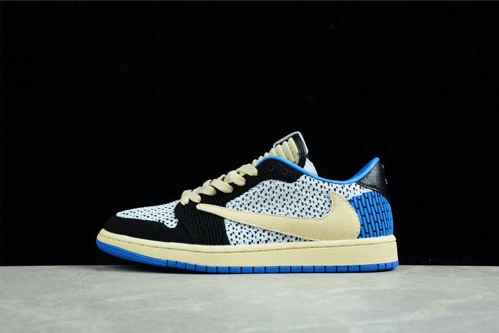 Air Jordan 1 Retro Low Flyknit Royal by Air Jordan