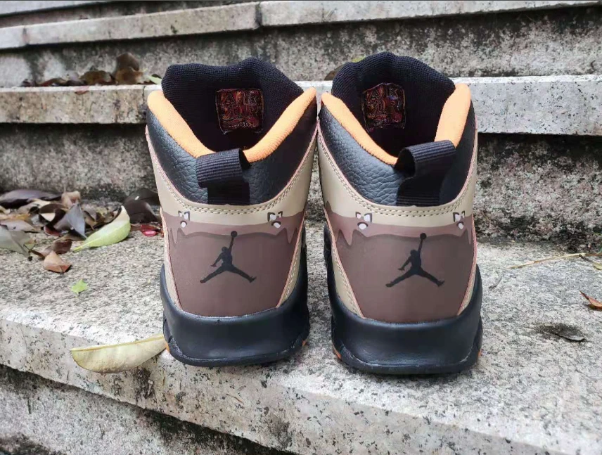 Air Jordan 10 Desert Camo by Air Jordan