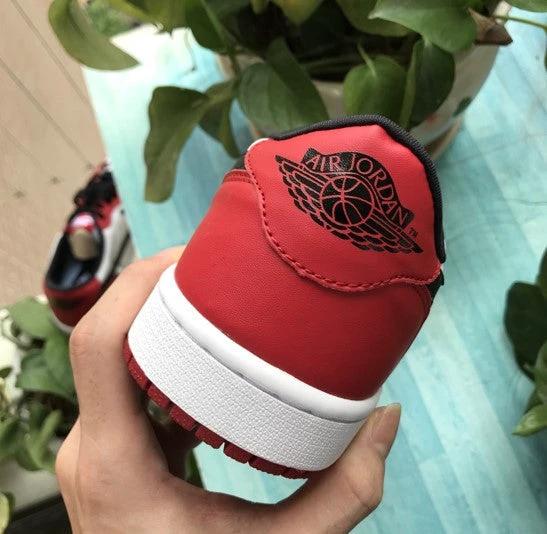 Air Jordan 1 Low OG Chicago by Air Jordan