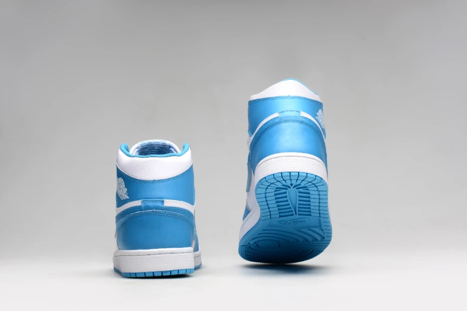 Air Jordan 1 Retro High OG UNC White Powder Blue by Air Jordan