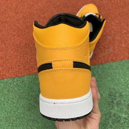 Air Jordan 1 Black And Yellow by Air Jordan