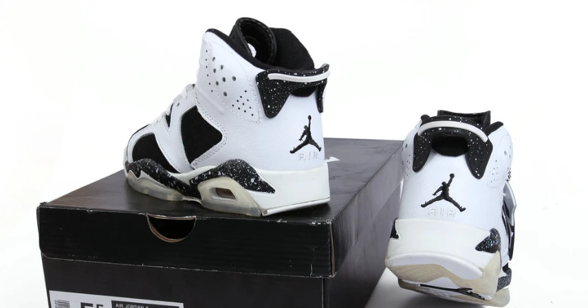 Air Jordan 6 Retro Oreo by Air Jordan