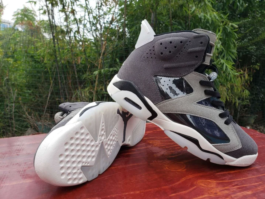 Air Jordan 6 WMNS Smoke Grey by Air Jordan