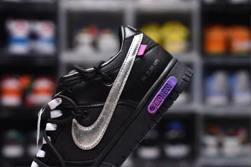Dunk Low Off-White Lot 50 Shoes Sneakers by Air Jordan