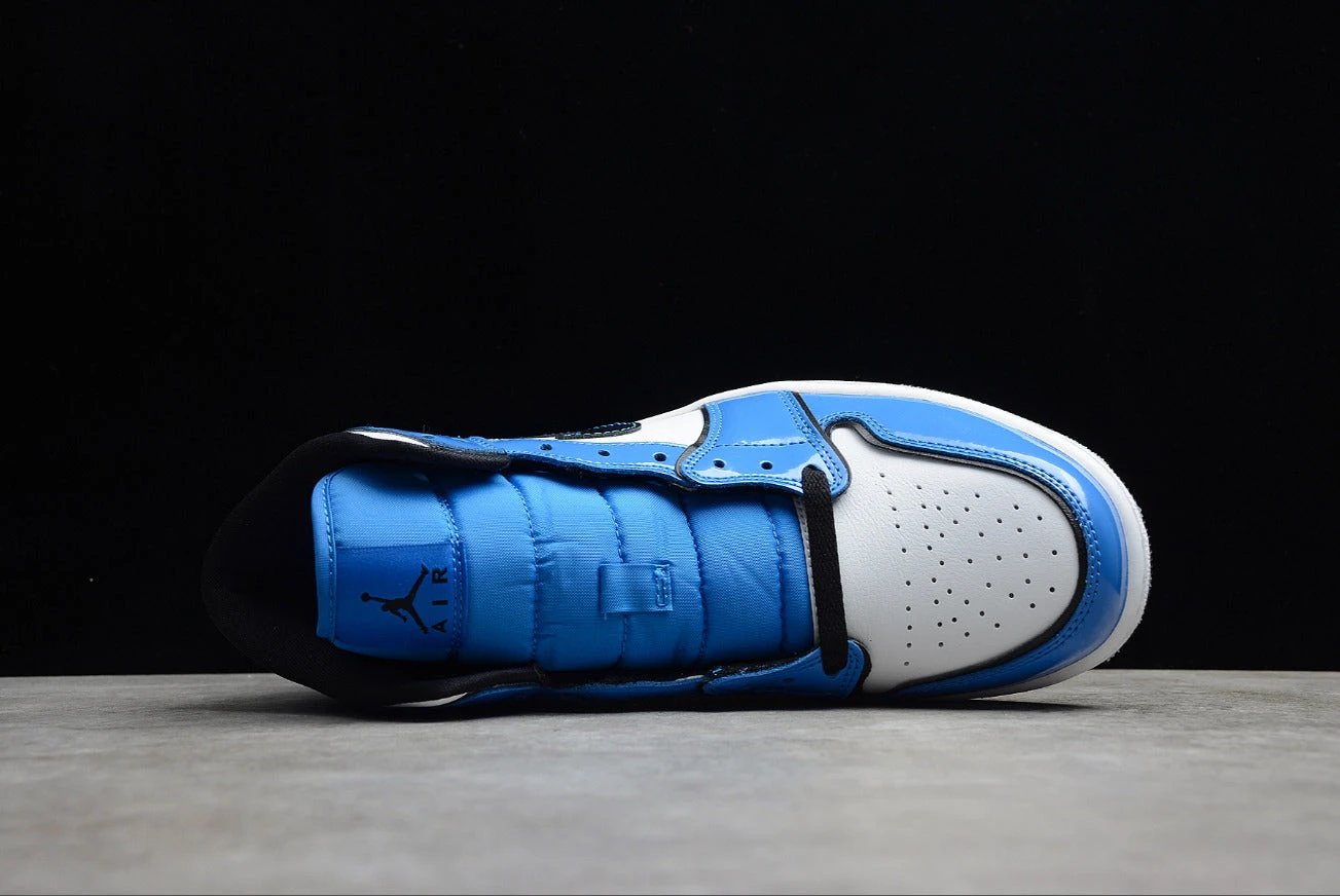 Air Jordan 1 Mid SE GS Signal Blue by Air Jordan