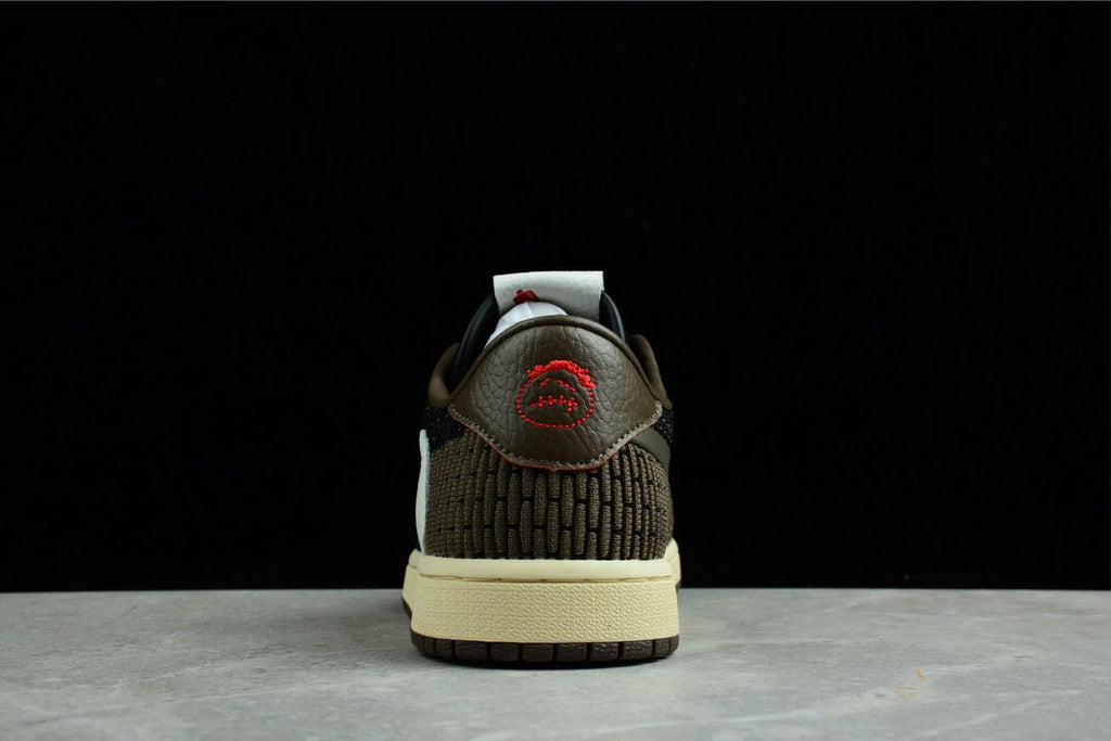 Air Jordan 1 Retro Low Flyknit Barb by Air Jordan