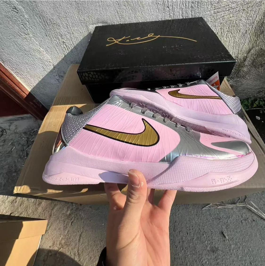 Kobe 5 Protro Arike Ogunbowale PE Shoes Sneakers by Air Jordan