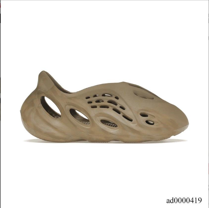 Yeezy Foam RNNR Stone Sage by Air Jordan