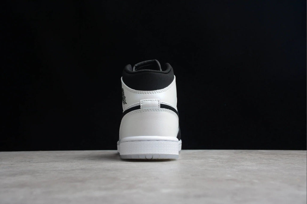 Air Jordan 1 Mid Diamond Shorts by Air Jordan