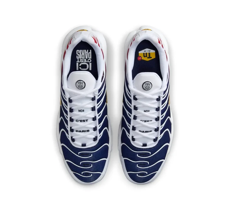 AM Plus Paris Saint-Germain Shoes Sneakers by Air Jordan