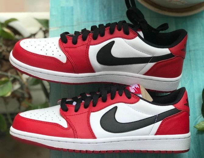 Air Jordan 1 Low OG Chicago by Air Jordan