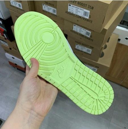Air Jordan 1 Mid SE Black And Green by Air Jordan