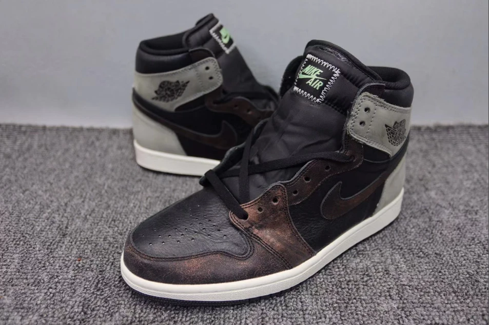 Air Jordan 1 Retro High OG Rust Shadow by Air Jordan