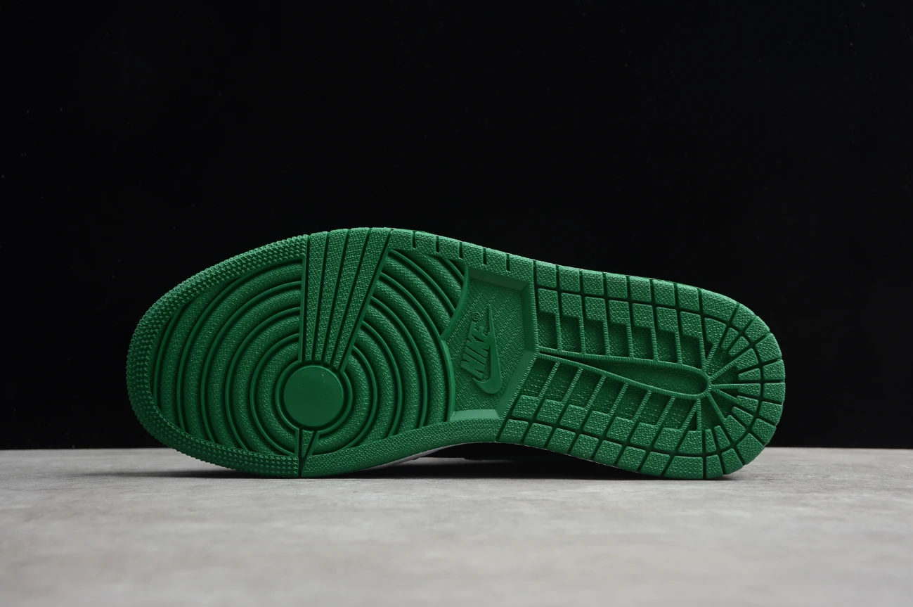 Air Jordan 1 High 'Pine Green Black' by Air Jordan