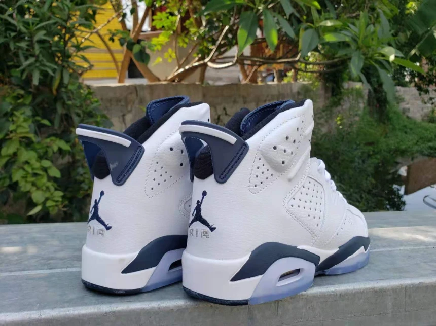 Air Jordan 6 Midnight Navy by Air Jordan