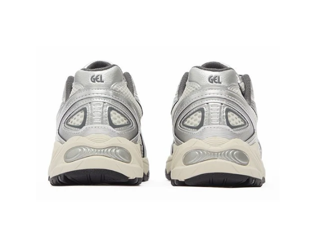 Asics Gel Kahana TR V4 Silver White 1203A497-200 by Air Jordan