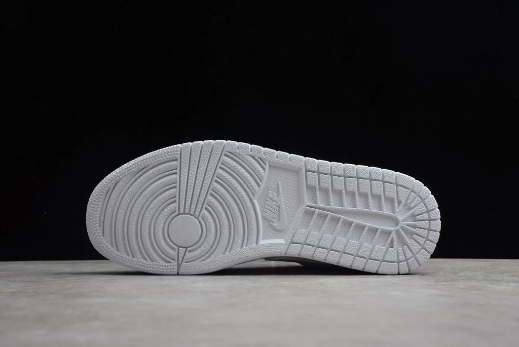 Air Jordan 1 Low Triple White by Air Jordan