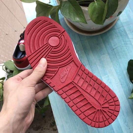 Air Jordan 1 Low OG Chicago by Air Jordan