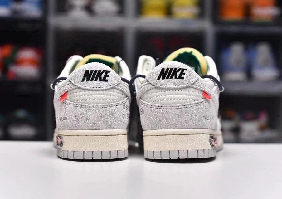 Dunk Low Off-White Lot 20 Shoes Sneakers by Air Jordan