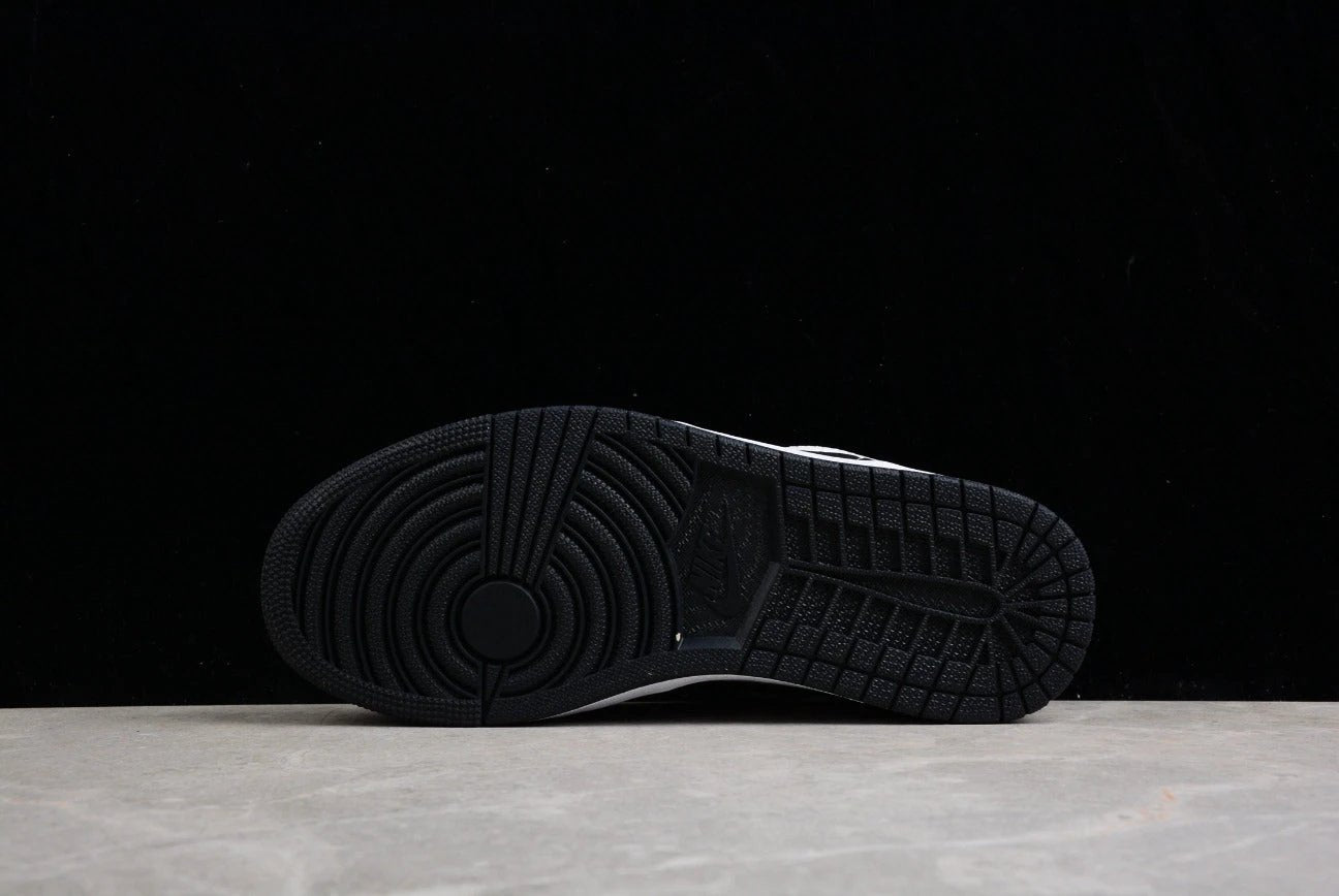 Air Jordan 1 Low SE 'Black and White' by Air Jordan