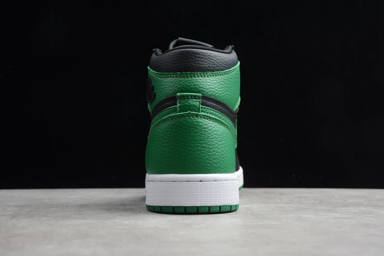 Air Jordan 1 High 'Pine Green Black' by Air Jordan