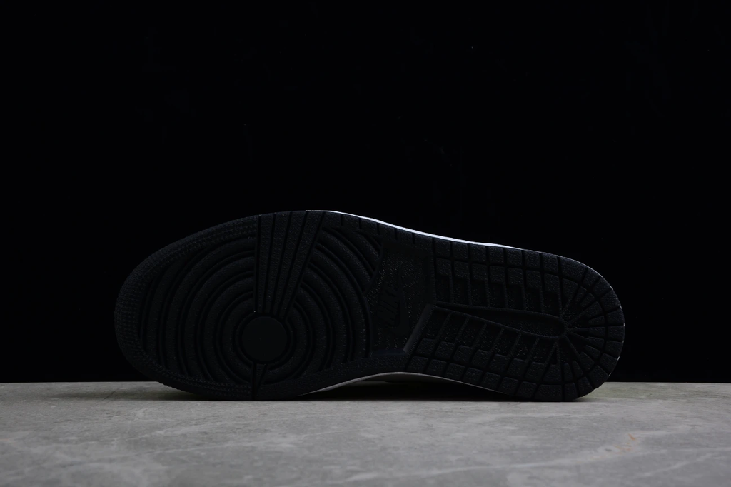 Air Jordan 1 Retro High OG Visionaire by Air Jordan