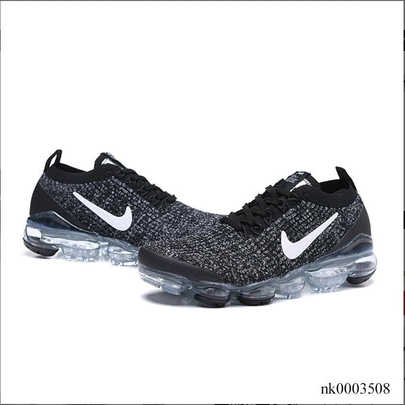 Air VaporMax Flyknit Shoes Sneakers (W) by Air Jordan