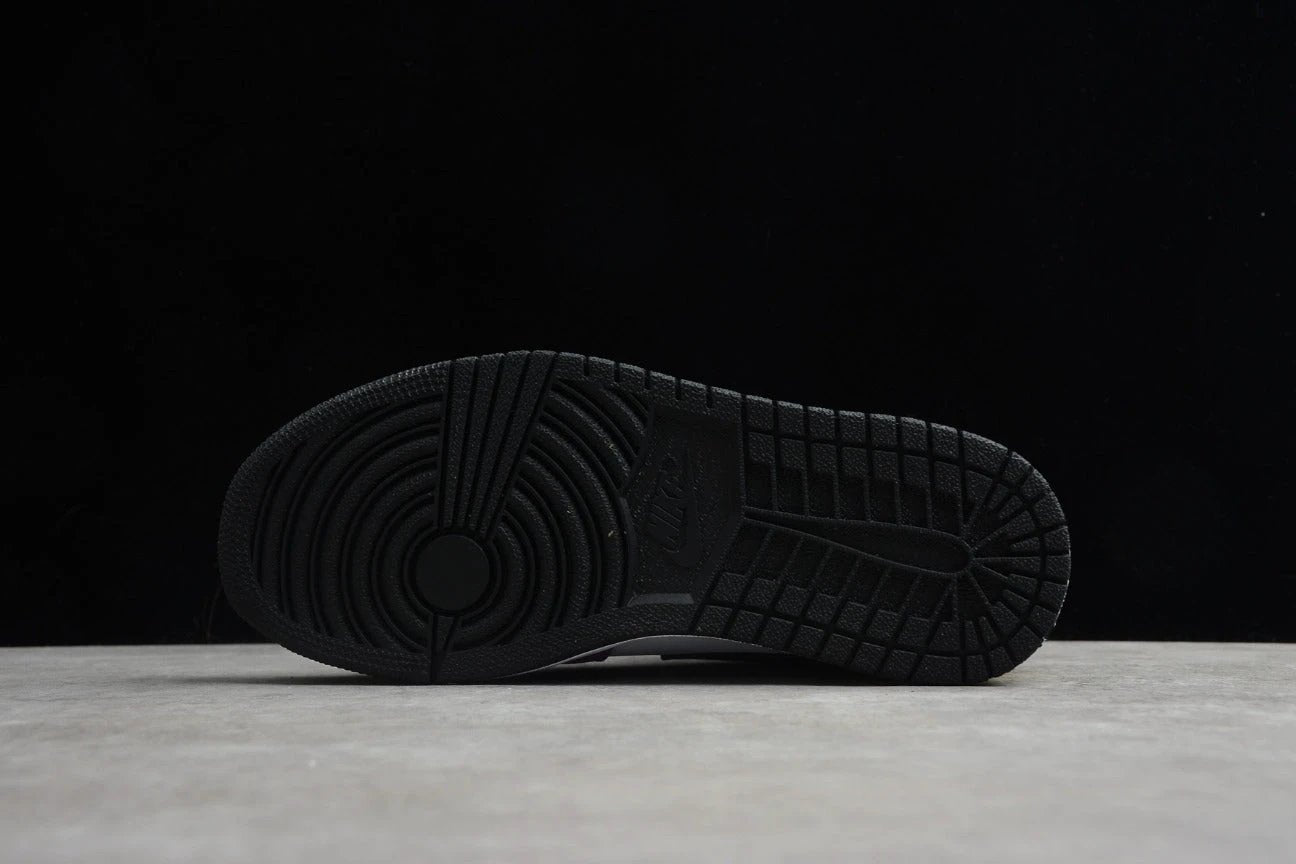 Air Jordan 1 Mid SE 'Lightbulb' by Air Jordan