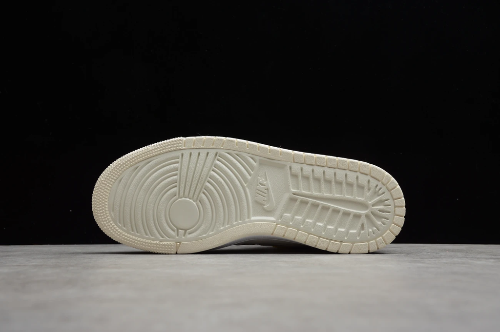 Air Jordan 1 Zoom Air CMFT “To My First Coach” by Air Jordan