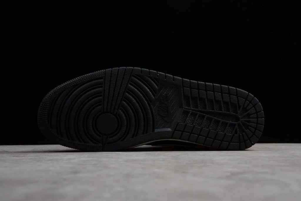 Air Jordan 1 Mid Small Buckle Broken by Air Jordan