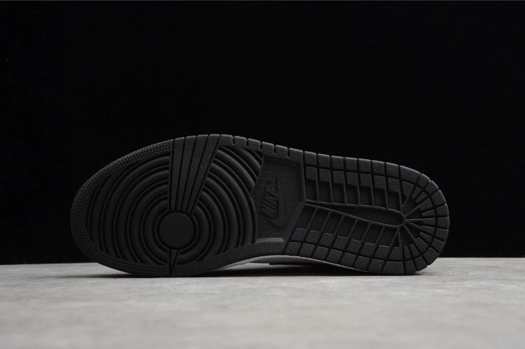 Air Jordan 1 Mid Chicago Black Toe by Air Jordan