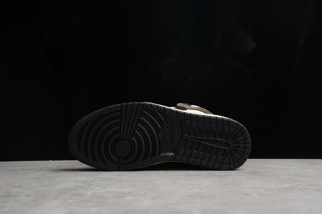 Air Jordan 1 Retro High OG “Dark Mocha” by Air Jordan