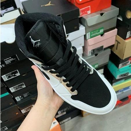 Air Jordan 1 Mid Little Leonard Liquid Silver by Air Jordan