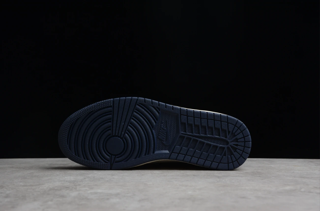 Air Jordan 1 Retro High OG 'Obsidian' by Air Jordan