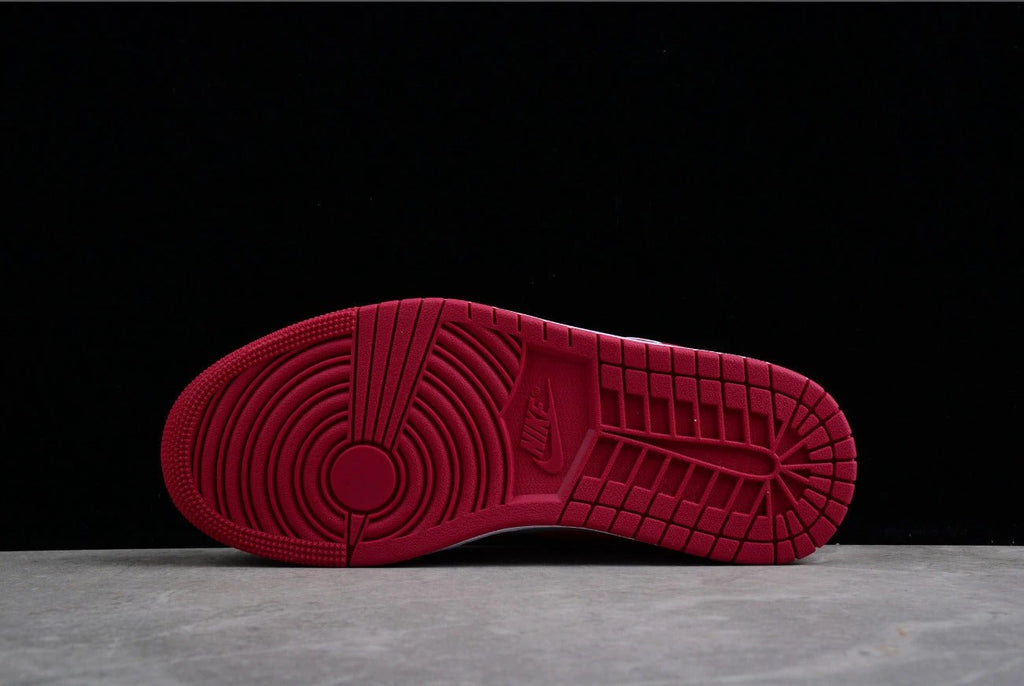 Air Jordan 1 Low OG Chicago by Air Jordan