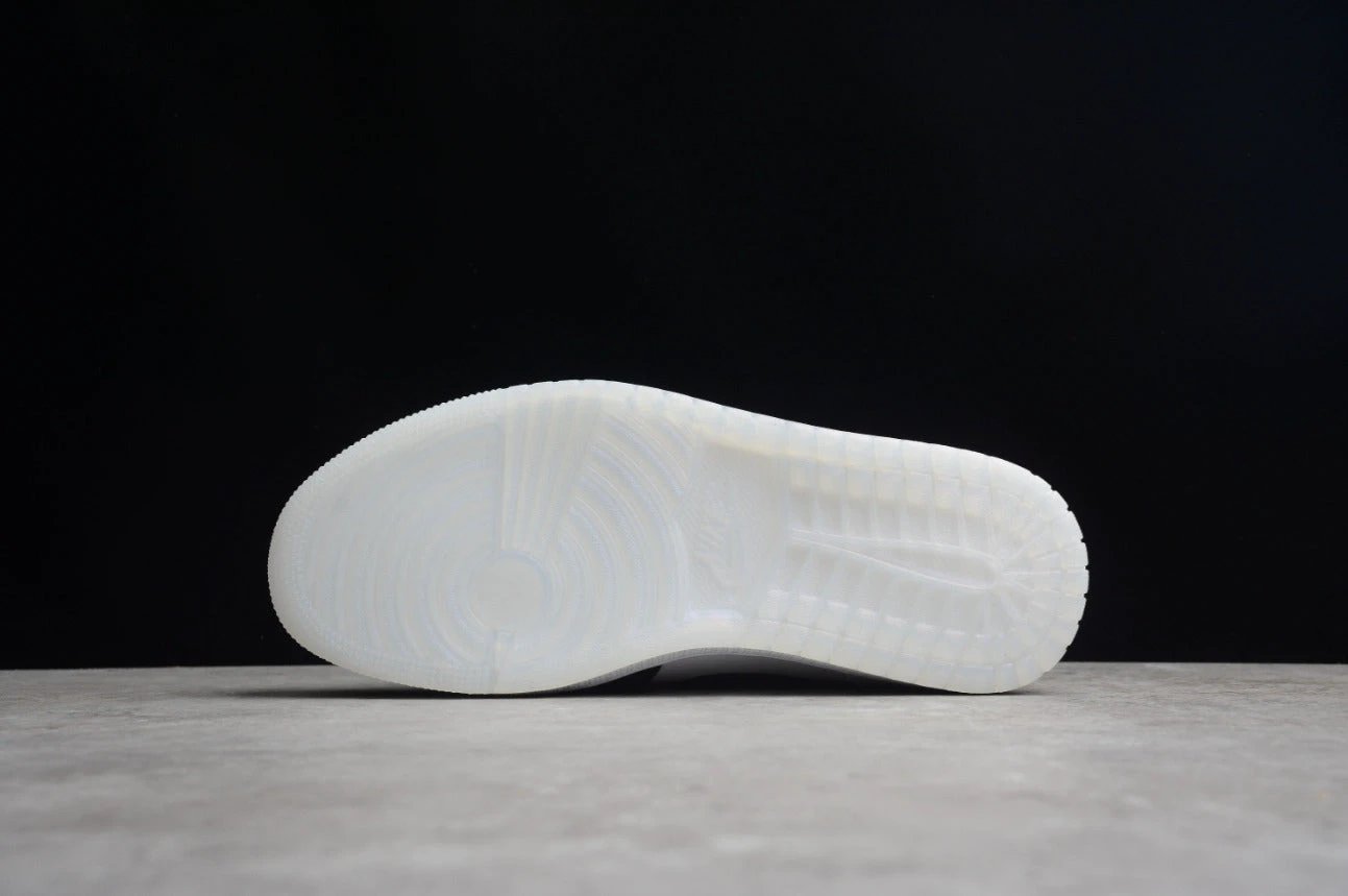 Air Jordan 1 Mid Diamond Shorts by Air Jordan