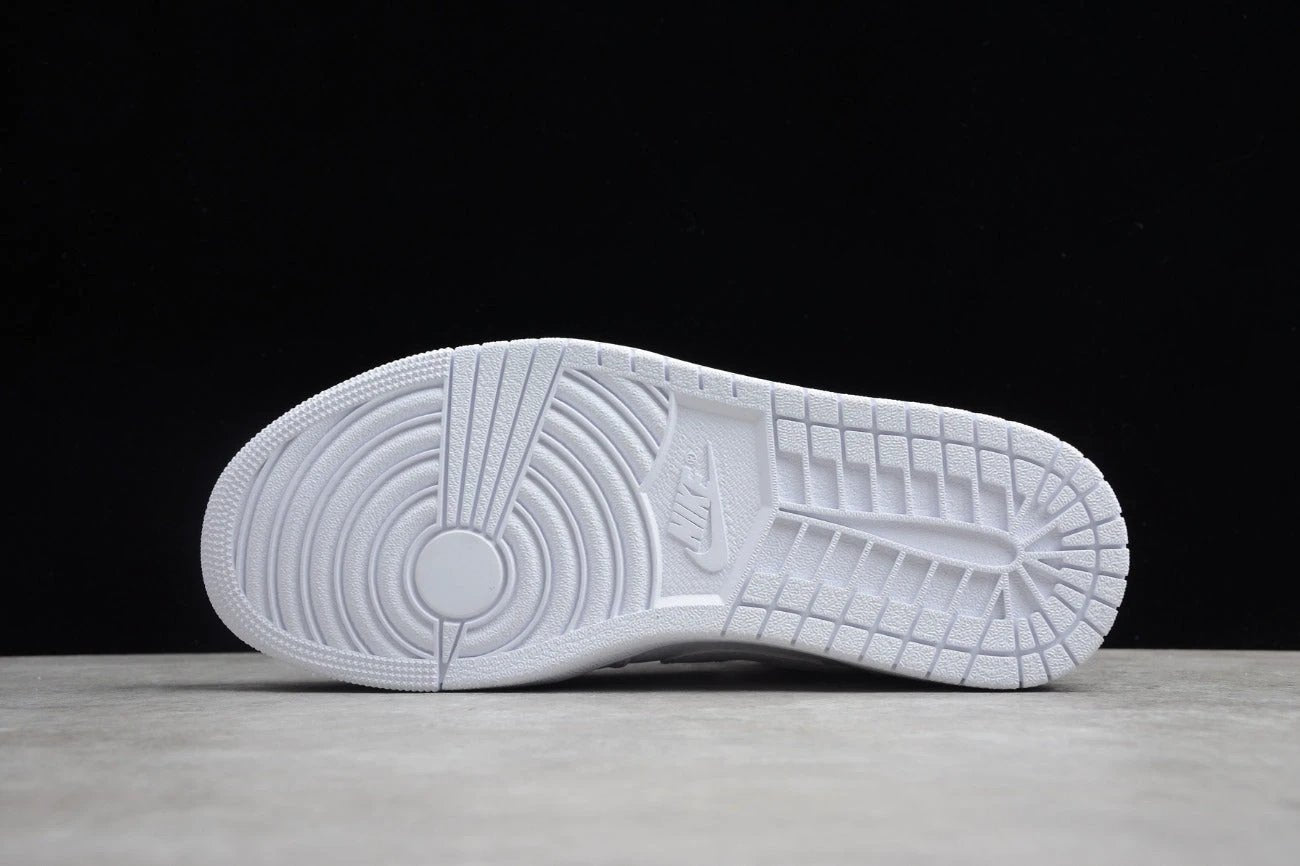Air Jordan 1 Mid SE 'Euro Tour' by Air Jordan