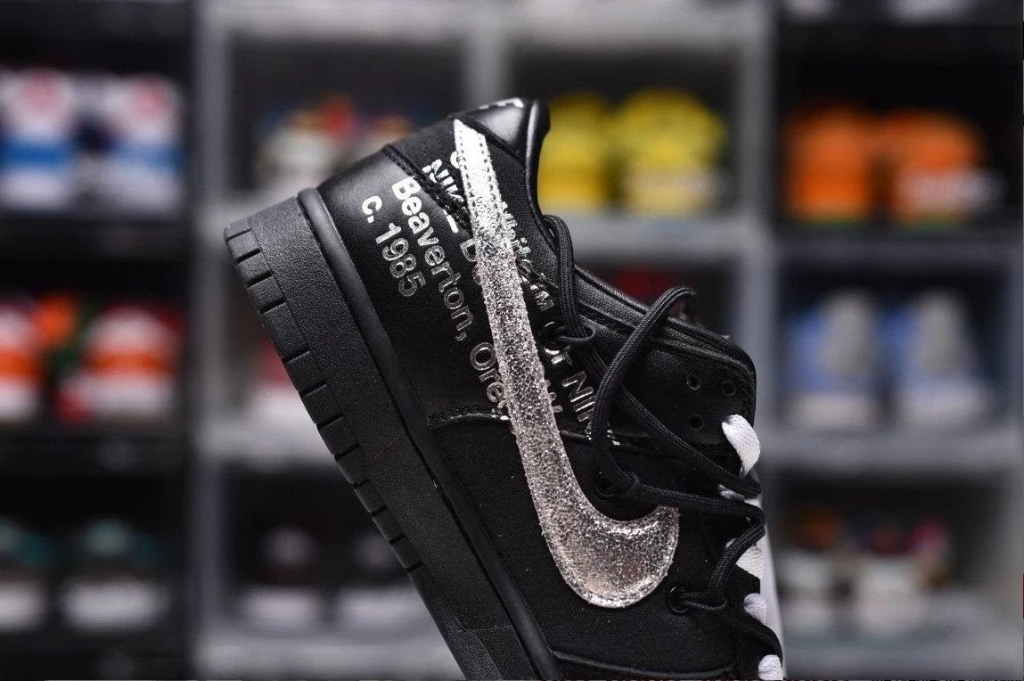 Dunk Low Off-White Lot 50 Shoes Sneakers by Air Jordan