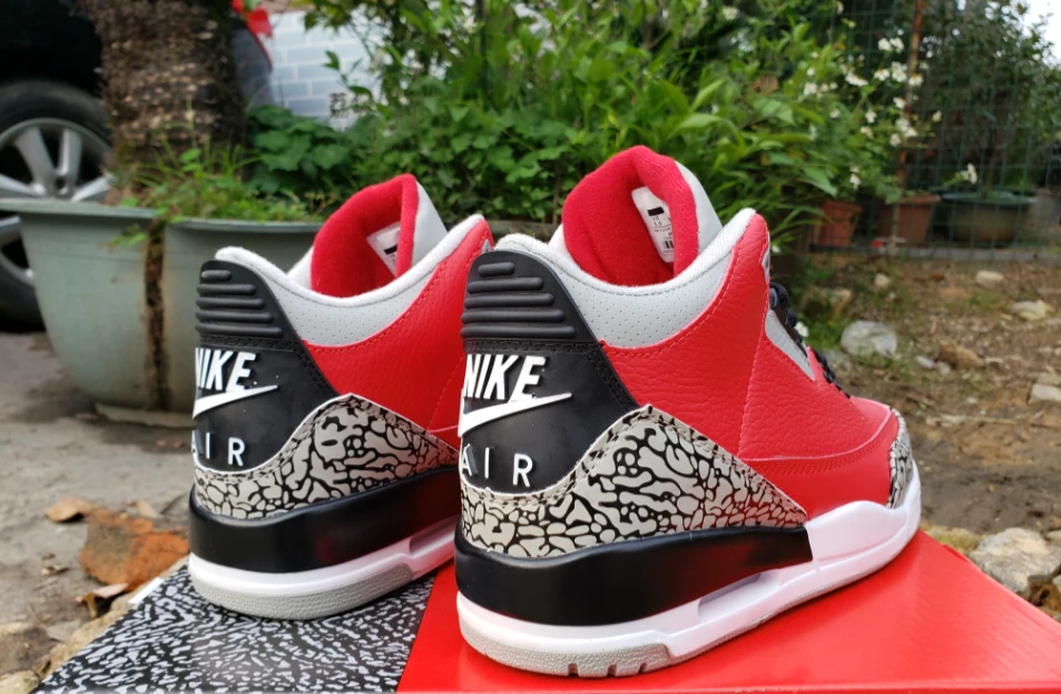 Air Jordan 3 Unite Fire Red by Air Jordan