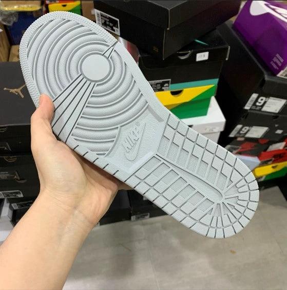 Air Jordan 1 Low ‘Light Smoke Grey’ by Air Jordan