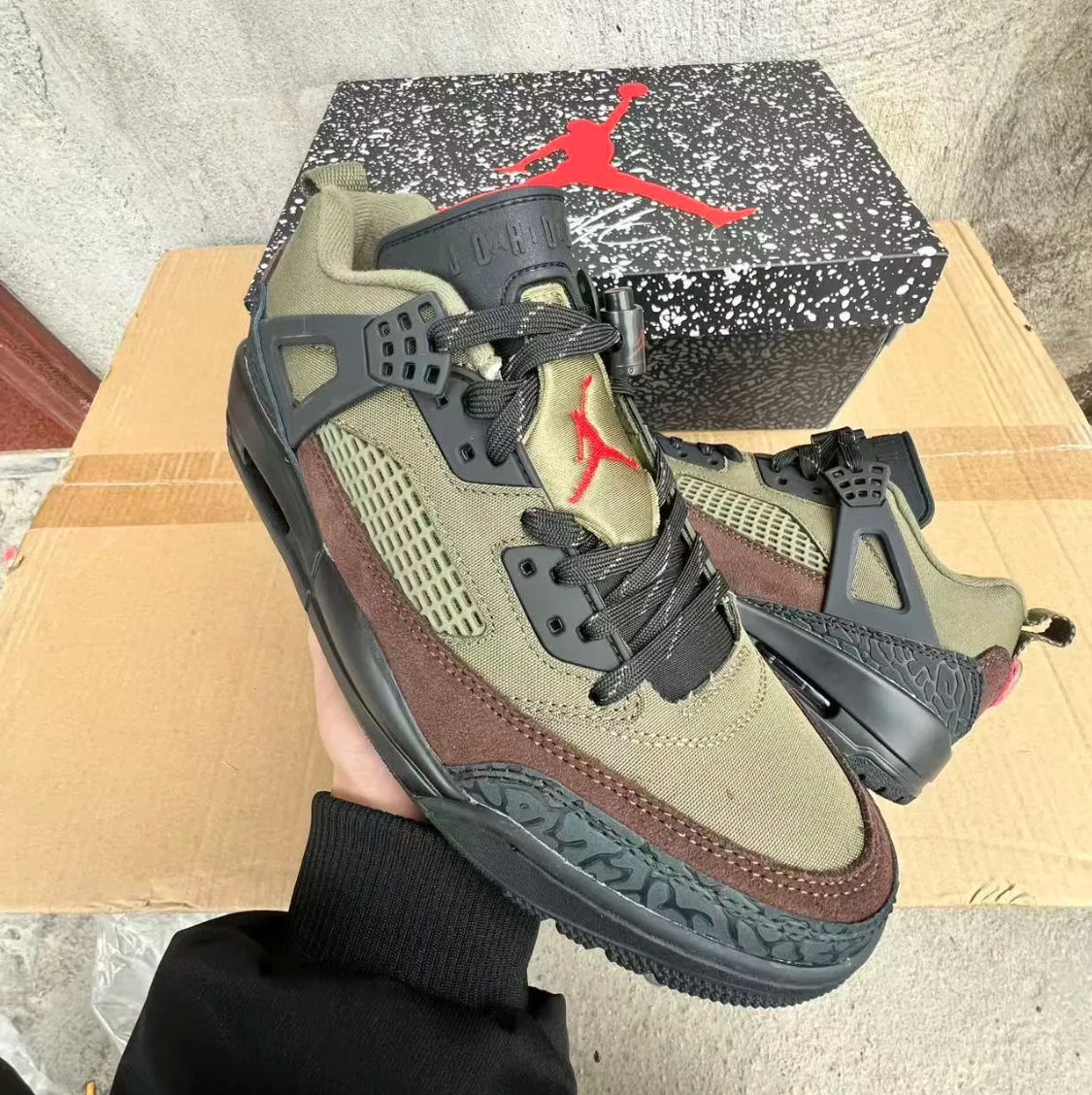 JD Spiz’ike Low Beef And Broccoli Shoes Sneakers by Air Jordan