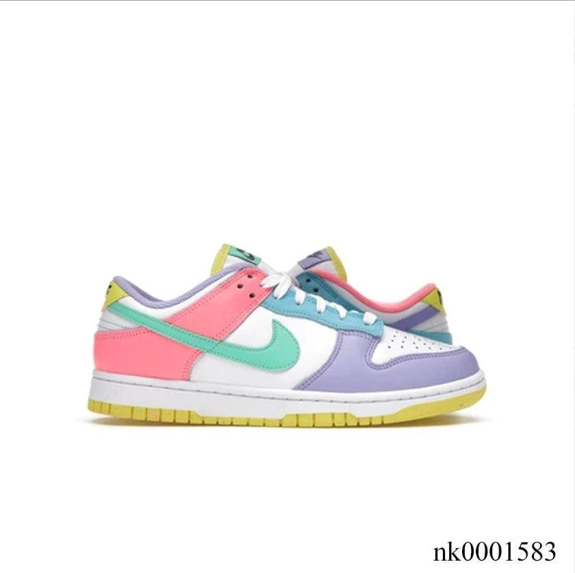 Dunk Low SE Shoes Sneakers (W) by Air Jordan