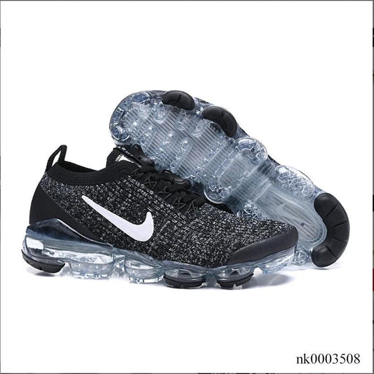 Air VaporMax Flyknit Shoes Sneakers (W) by Air Jordan