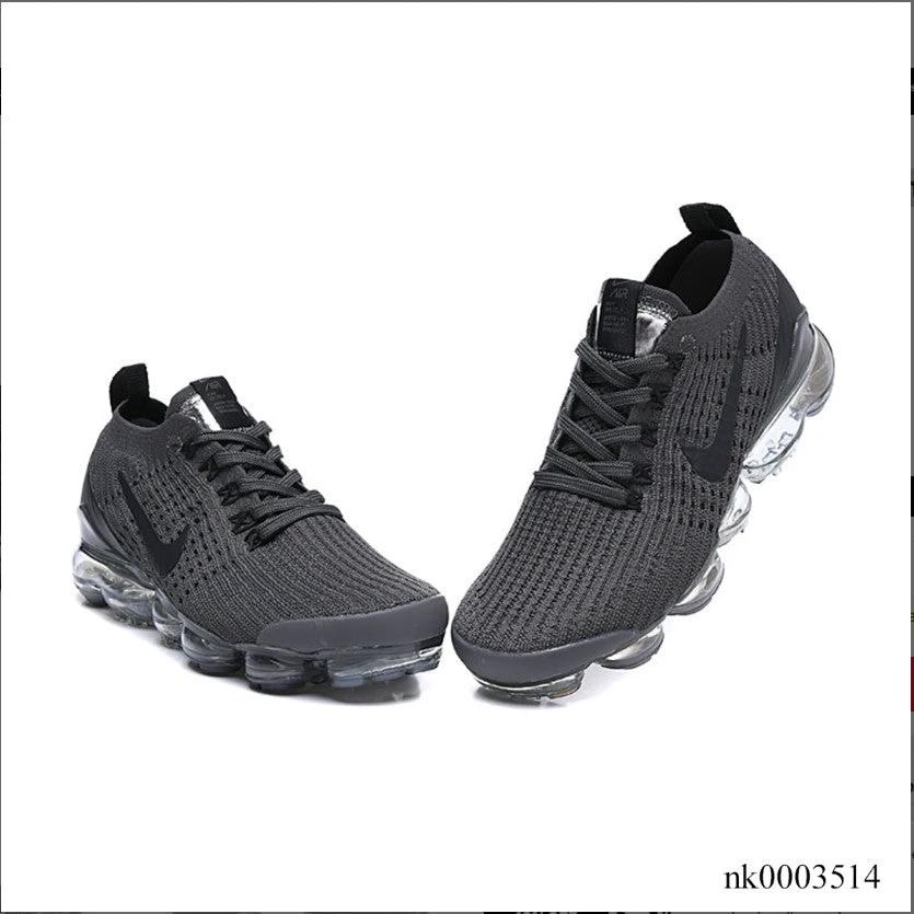 Air VaporMax Flyknit Shoes Sneakers (W) by Air Jordan