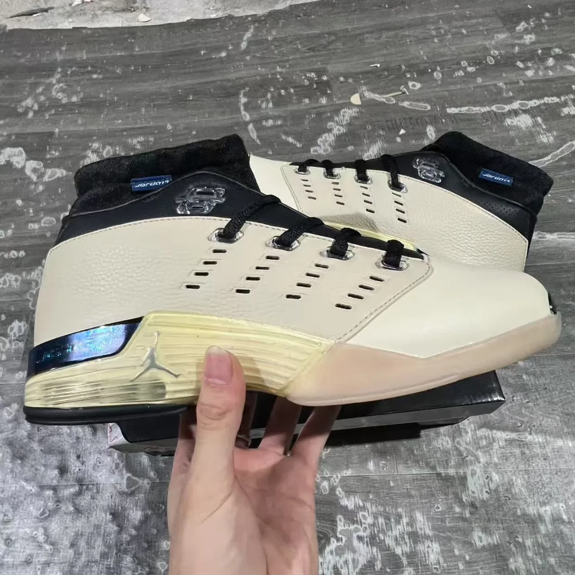 Infinite Archives x Air Jordan 17 Low Beach Shoes Sneakers by Air Jordan