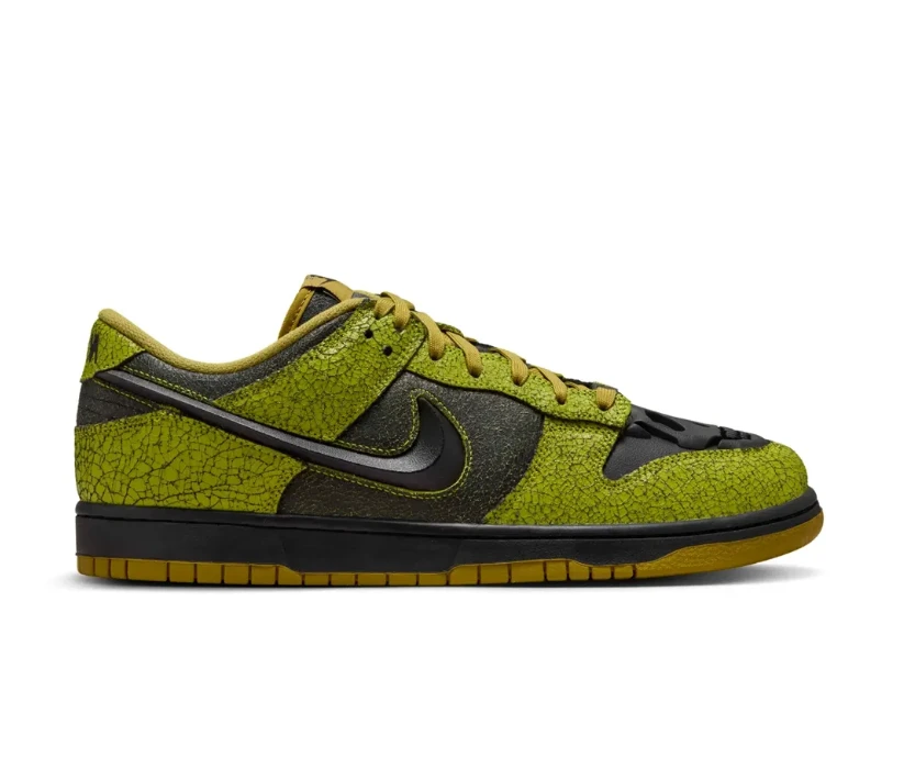 Dunk Low HalloweenSkull Toe Shoes Sneakers by Air Jordan
