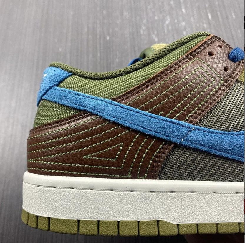 Dunk Low Jade Shoes Sneakers by Air Jordan