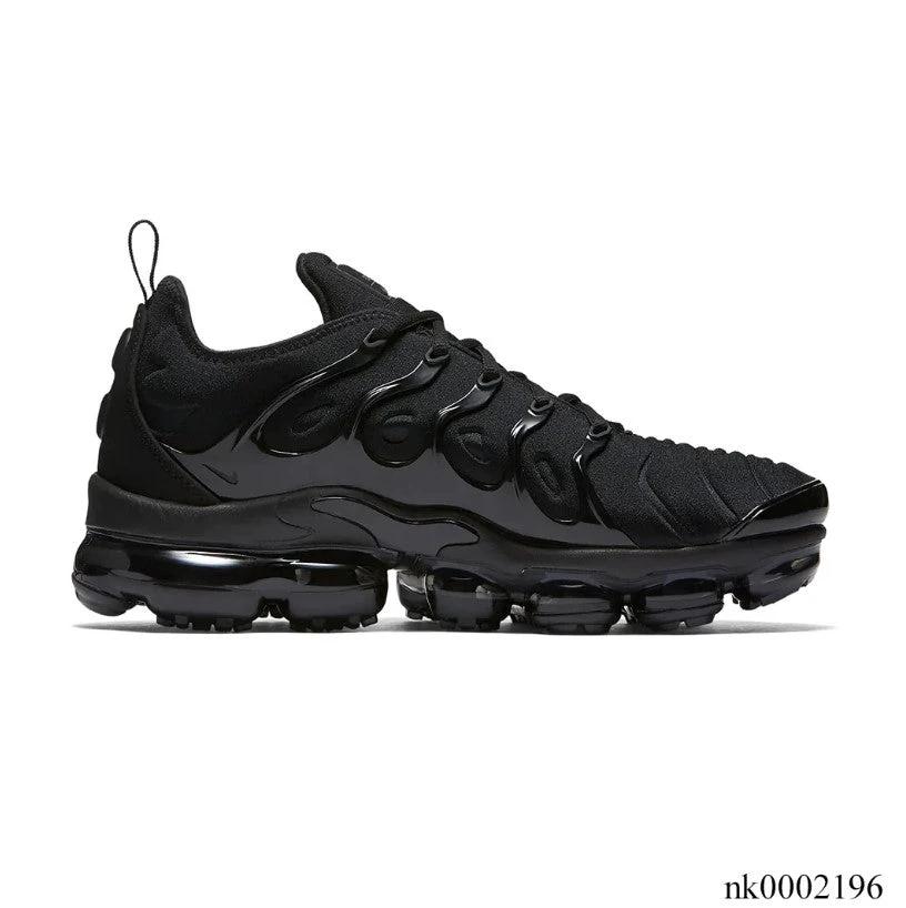 Air VaporMax Plus Triple Black Shoes Sneakers by Air Jordan