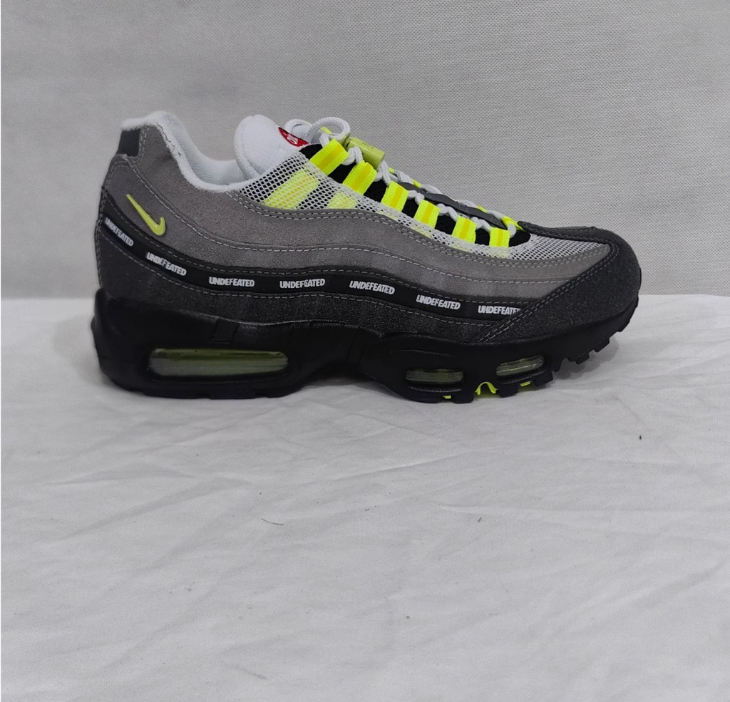 Undefeated x AM 95 Geo NYC Neon Shoes Sneakers by Air Jordan
