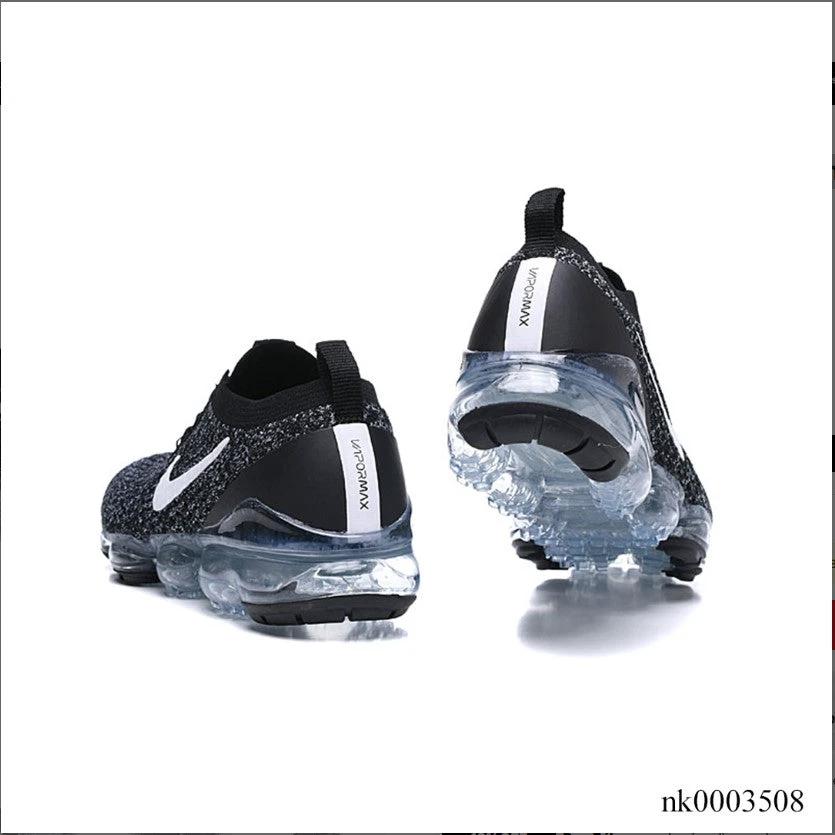 Air VaporMax Flyknit Shoes Sneakers (W) by Air Jordan